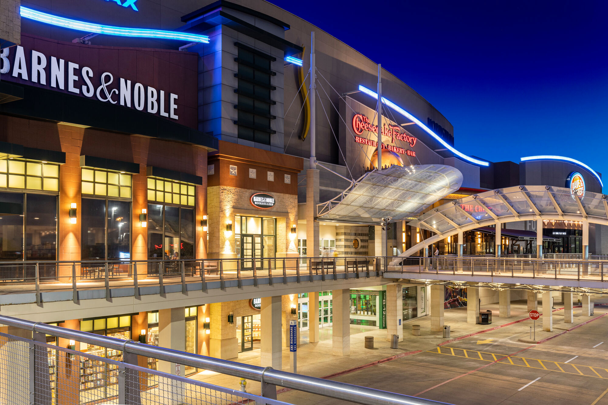 Stonebriar Centre, super-regional shopping mall, Frisco